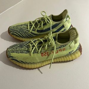 Yeezy Boost 350 V2